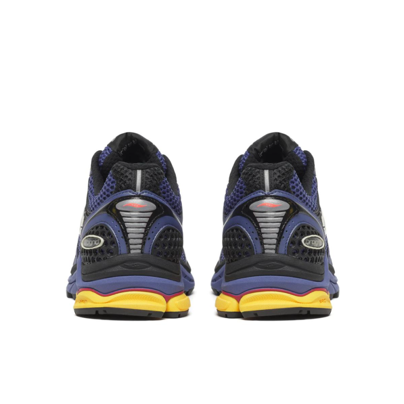 Saucony Triumph 4 S70704-18 | Sneaker Rétro | Sketba