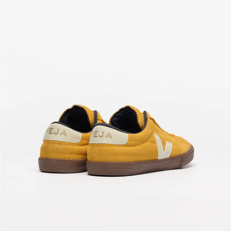 VEJA Panenka Suede Safran Pierre Bark | Sketba